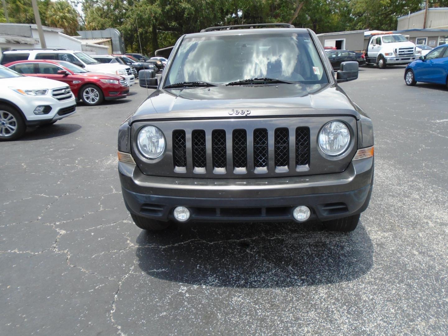 2015 Jeep Patriot Sport 2WD (1C4NJPBA5FD) with an 2.0L L4 DOHC 16V engine, located at 6112 N Florida Avenue, Tampa, FL, 33604, (888) 521-5131, 27.954929, -82.459534 - Photo#1