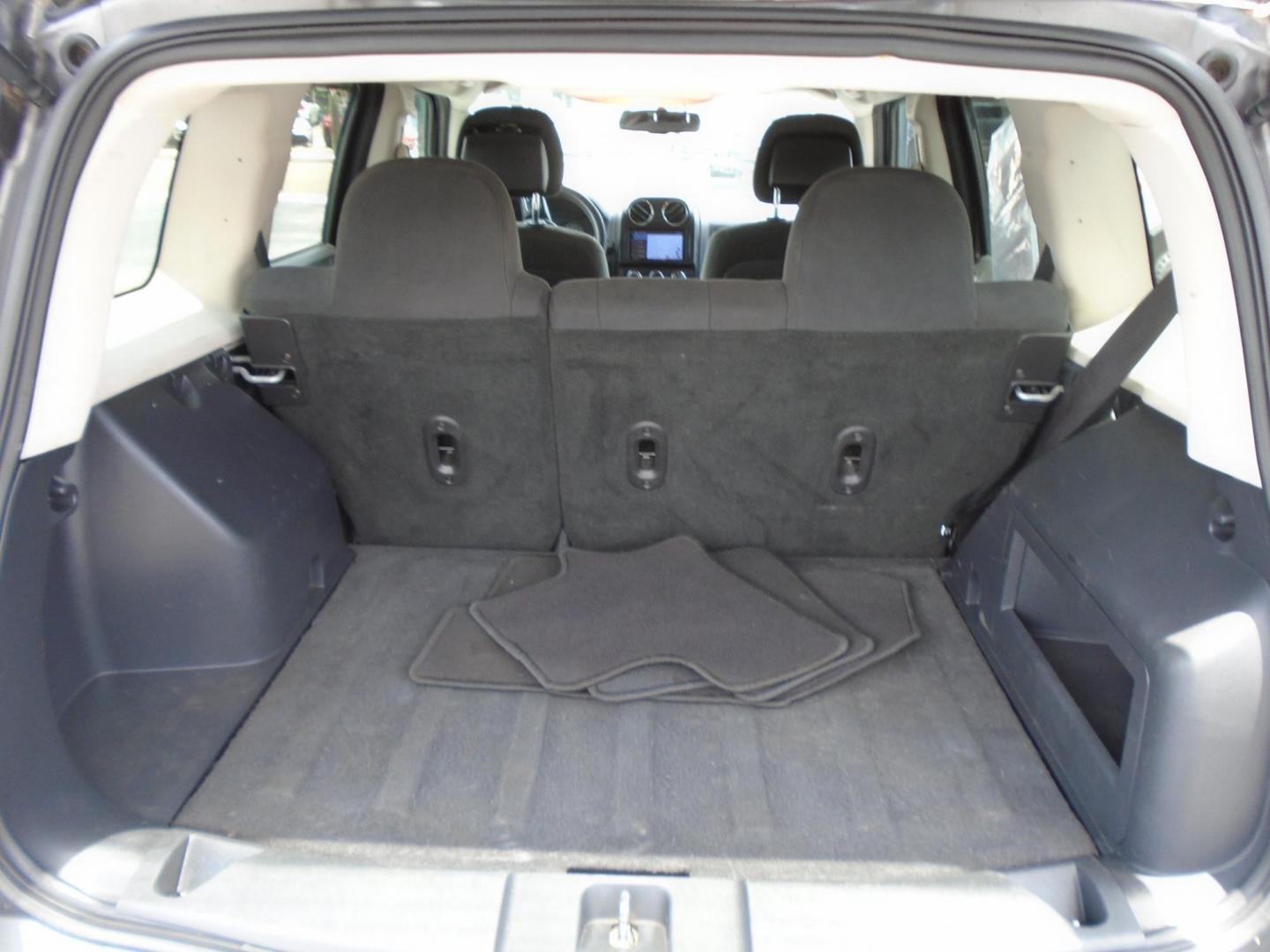 2015 Jeep Patriot Sport 2WD (1C4NJPBA5FD) with an 2.0L L4 DOHC 16V engine, located at 6112 N Florida Avenue, Tampa, FL, 33604, (888) 521-5131, 27.954929, -82.459534 - Photo#7