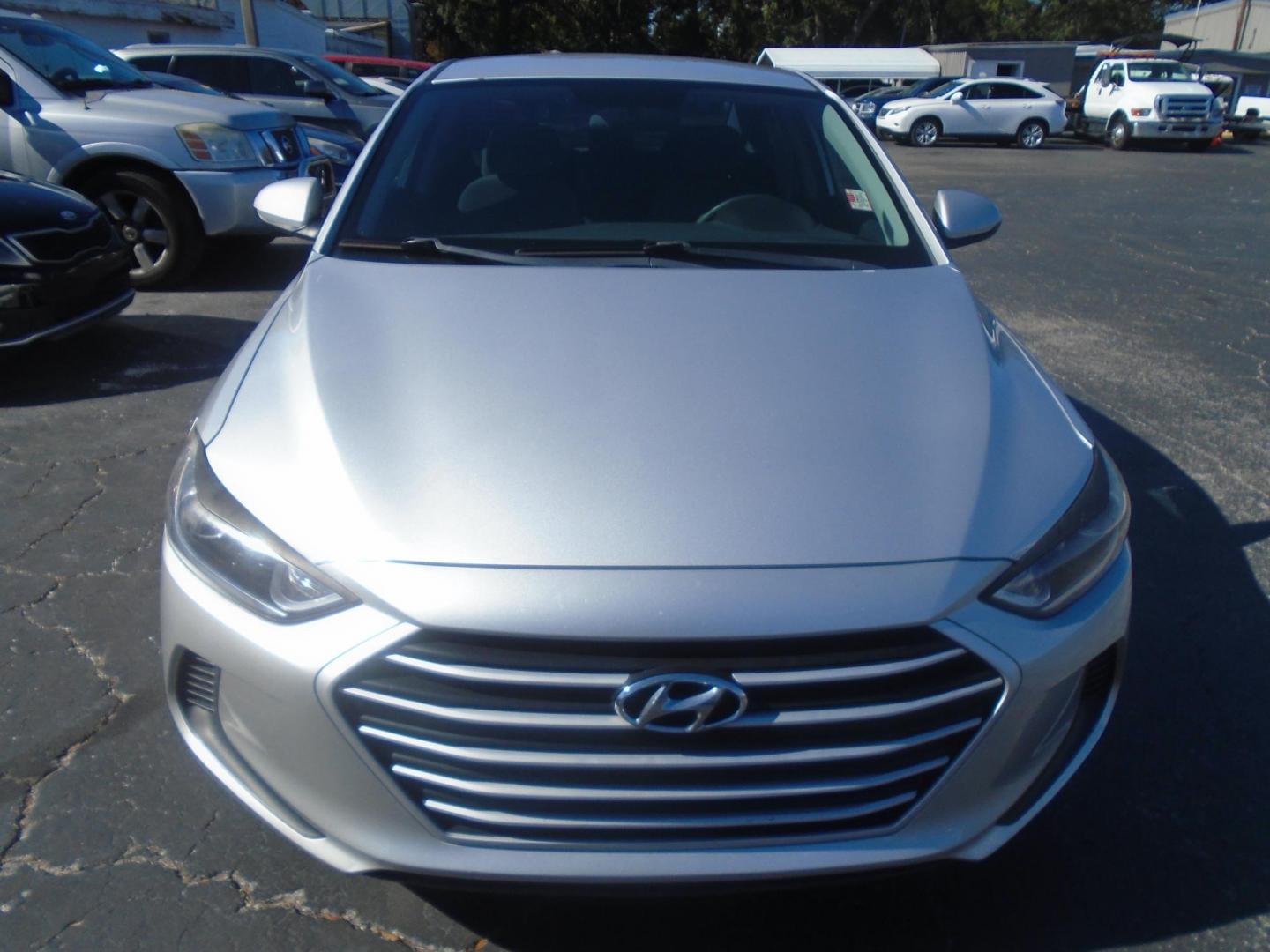 2018 Hyundai Elantra Limited (5NPD84LFXJH) with an 1.8L L4 DOHC 16V engine, 6A transmission, located at 6112 N Florida Avenue, Tampa, FL, 33604, (888) 521-5131, 27.954929, -82.459534 - Photo#1