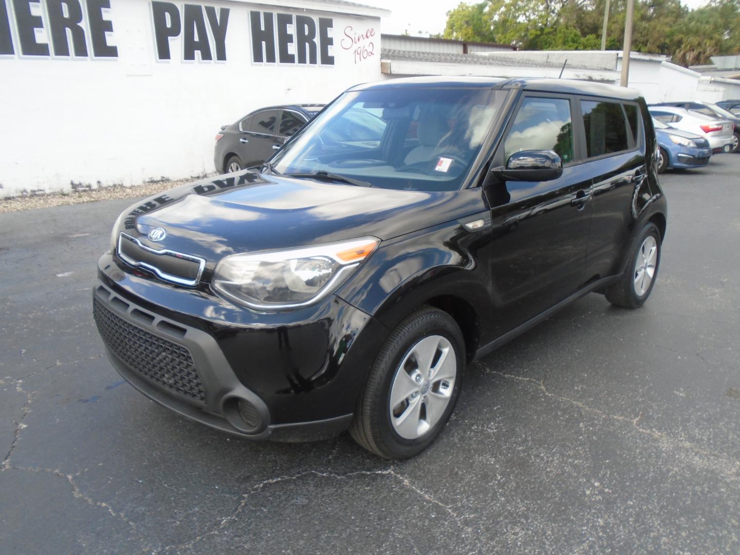 2014 Kia Soul Base (KNDJN2A23E7) with an 1.6L L4 DOHC 16V engine, located at 6112 N Florida Avenue, Tampa, FL, 33604, (888) 521-5131, 27.954929, -82.459534 - Photo#3