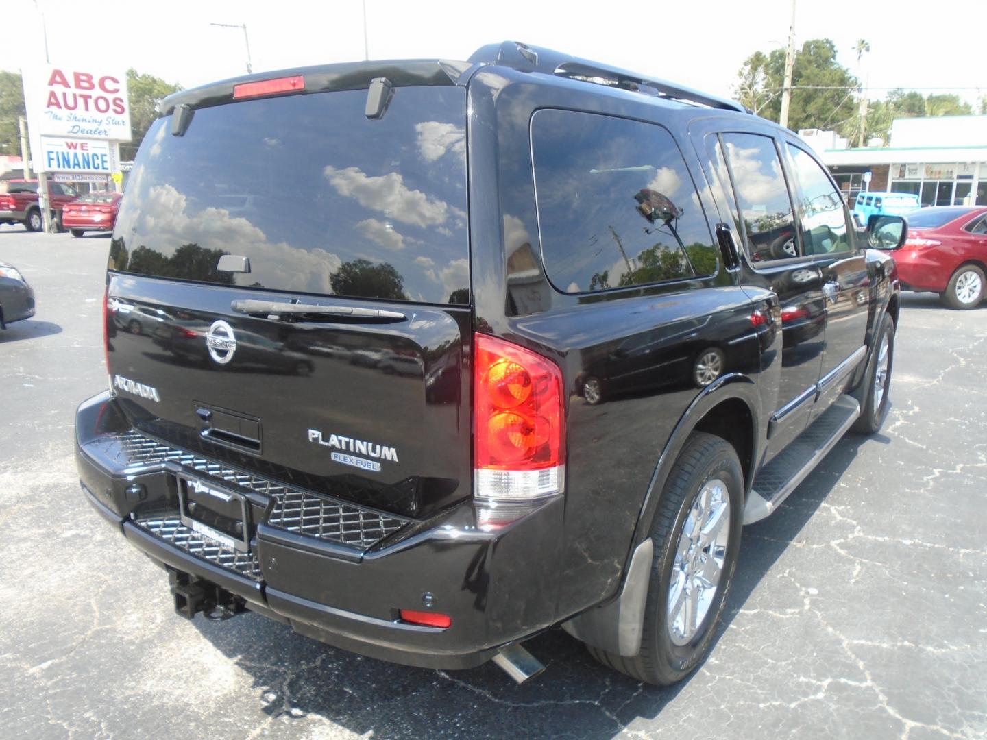 2013 Nissan Armada SL 4WD (5N1BA0NC3DN) with an 5.6L V8 DOHC 32V FFV engine, 5-Speed Automatic transmission, located at 6112 N Florida Avenue, Tampa, FL, 33604, (888) 521-5131, 27.954929, -82.459534 - Photo#5