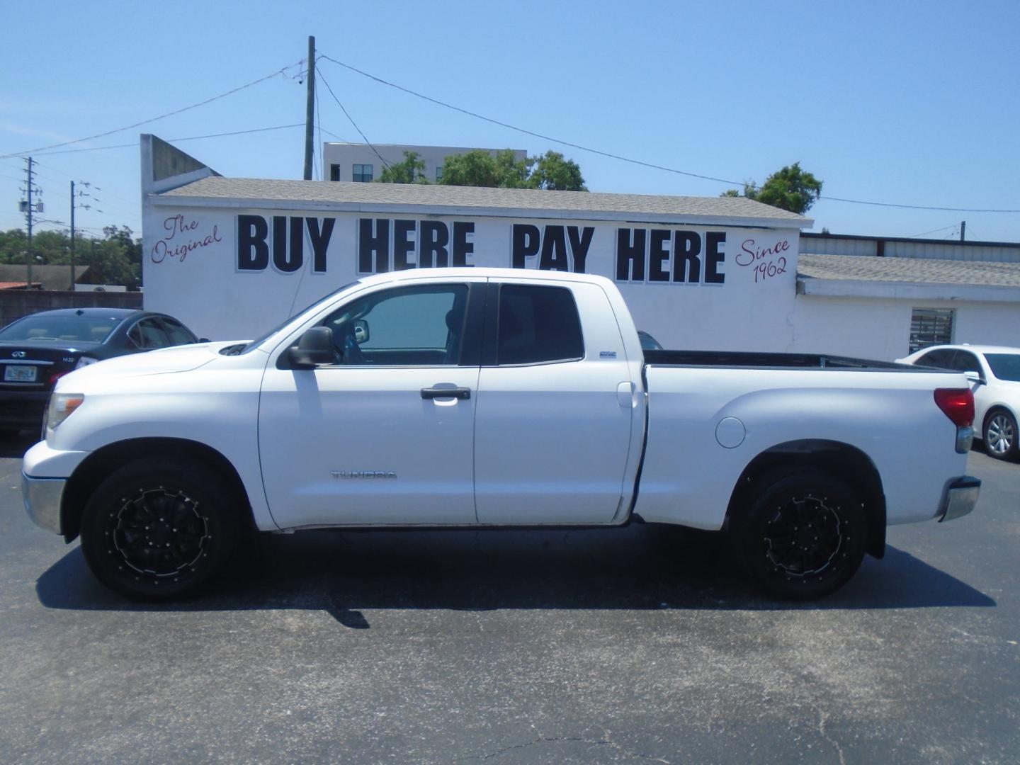 2008 Toyota Tundra Base Double Cab 4.0L 2WD (5TFRU54188X) with an 4.0L V6 DOHC 24V engine, 5-Speed Automatic transmission, located at 6112 N Florida Avenue, Tampa, FL, 33604, (888) 521-5131, 27.954929, -82.459534 - Photo#0