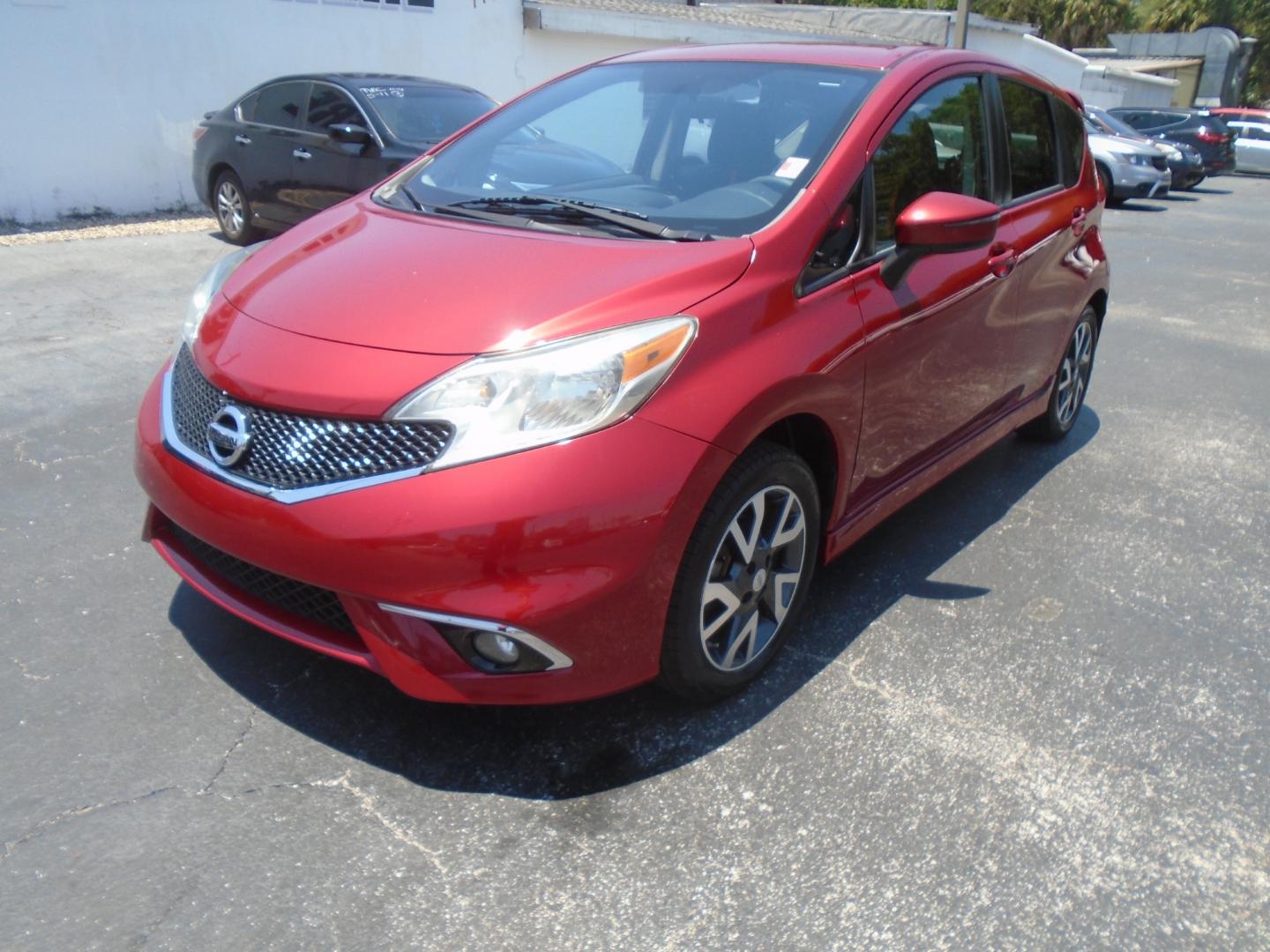 2015 Nissan Versa Note S 5MT (3N1CE2CP6FL) with an 1.6L L4 DOHC 16V engine, 5-Speed Manual transmission, located at 6112 N Florida Avenue, Tampa, FL, 33604, (888) 521-5131, 27.954929, -82.459534 - Photo#3