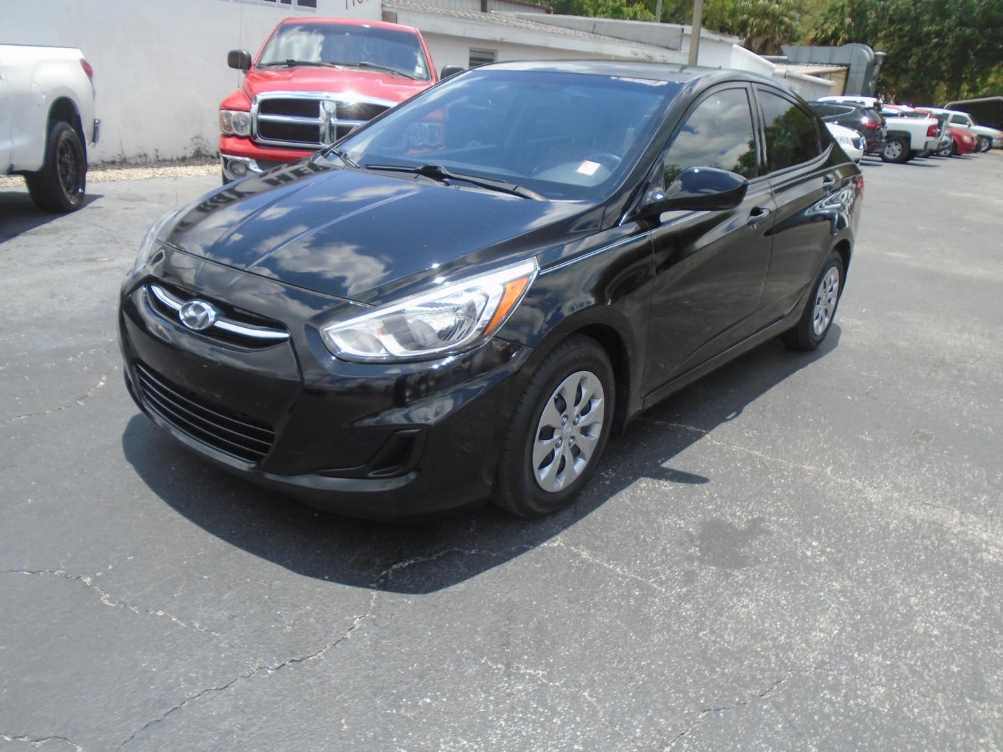 2015 Hyundai Accent GLS 4-Door 6A (KMHCT4AE9FU) with an 1.6L L4 DOHC 16V engine, 6-Speed Automatic transmission, located at 6112 N Florida Avenue, Tampa, FL, 33604, (888) 521-5131, 27.954929, -82.459534 - Photo#3