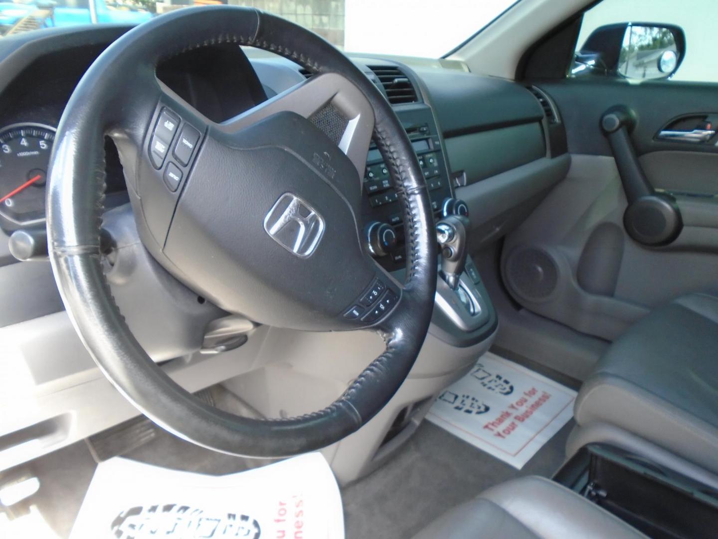 2011 Honda CR-V EX-L 2WD 5-Speed AT (5J6RE3H79BL) with an 2.4L L4 DOHC 16V engine, 5-Speed Automatic transmission, located at 6112 N Florida Avenue, Tampa, FL, 33604, (888) 521-5131, 27.954929, -82.459534 - Photo#9