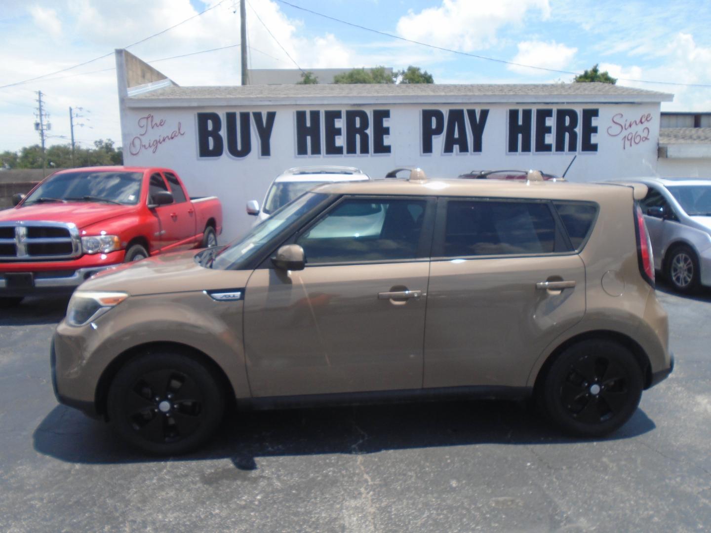 2016 Kia Soul Base 6A (KNDJN2A20G7) with an 1.6L L4 DOHC 16V engine, 6A transmission, located at 6112 N Florida Avenue, Tampa, FL, 33604, (888) 521-5131, 27.954929, -82.459534 - Photo#0