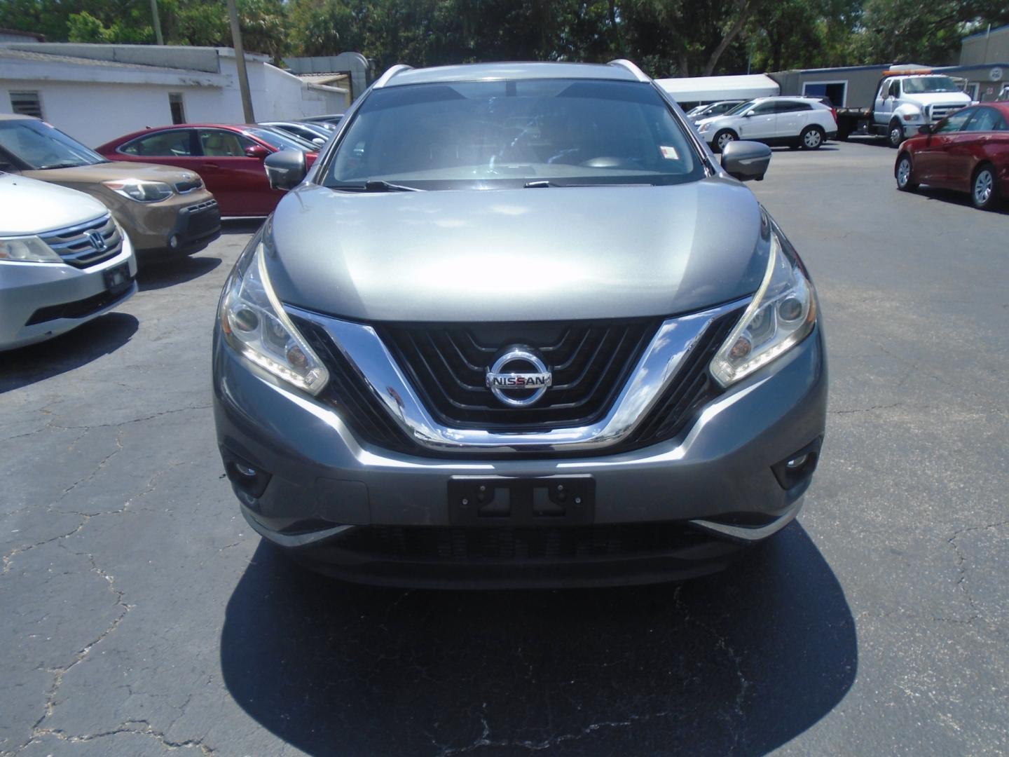 2015 Nissan Murano Platinum FWD (5N1AZ2MG1FN) with an 3.5L V6 DOHC 24V engine, Continuously Variable Transmission transmission, located at 6112 N Florida Avenue, Tampa, FL, 33604, (888) 521-5131, 27.954929, -82.459534 - Photo#1