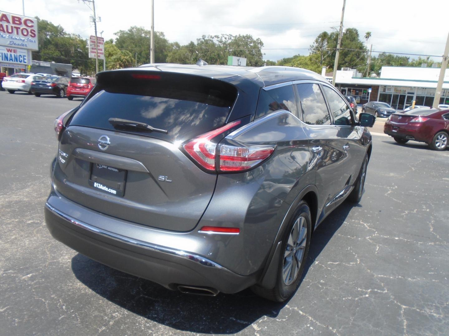 2015 Nissan Murano Platinum FWD (5N1AZ2MG1FN) with an 3.5L V6 DOHC 24V engine, Continuously Variable Transmission transmission, located at 6112 N Florida Avenue, Tampa, FL, 33604, (888) 521-5131, 27.954929, -82.459534 - Photo#5