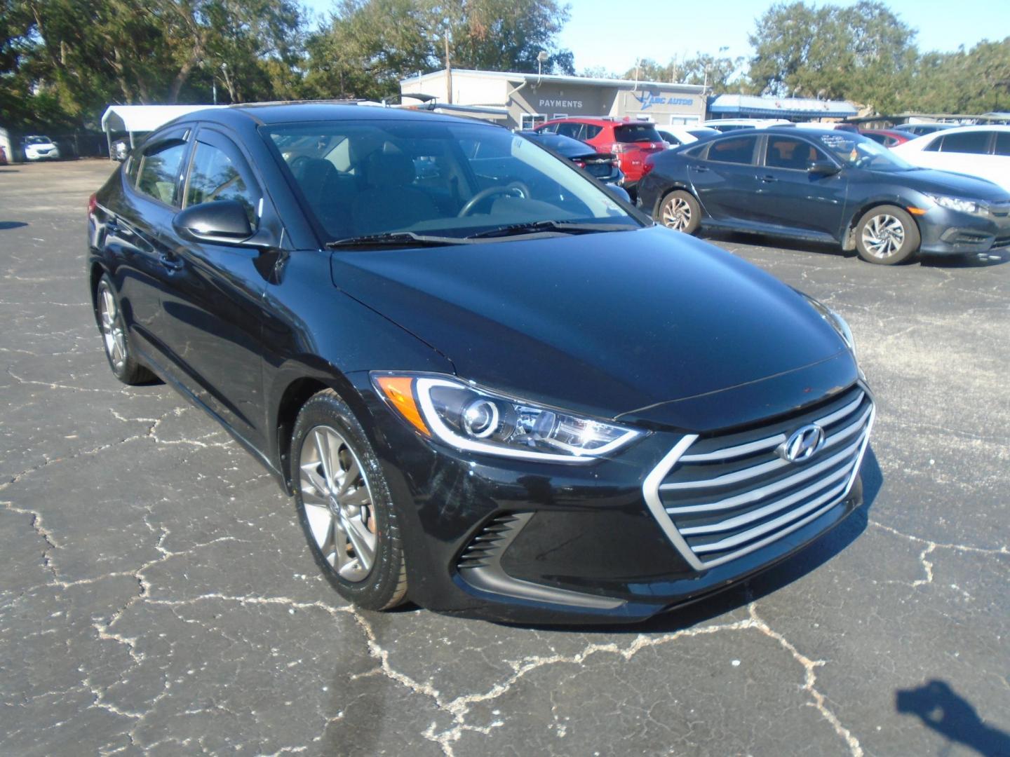 2018 Hyundai Elantra Limited (5NPD84LF6JH) with an 1.8L L4 DOHC 16V engine, 6A transmission, located at 6112 N Florida Avenue, Tampa, FL, 33604, (888) 521-5131, 27.954929, -82.459534 - Photo#1