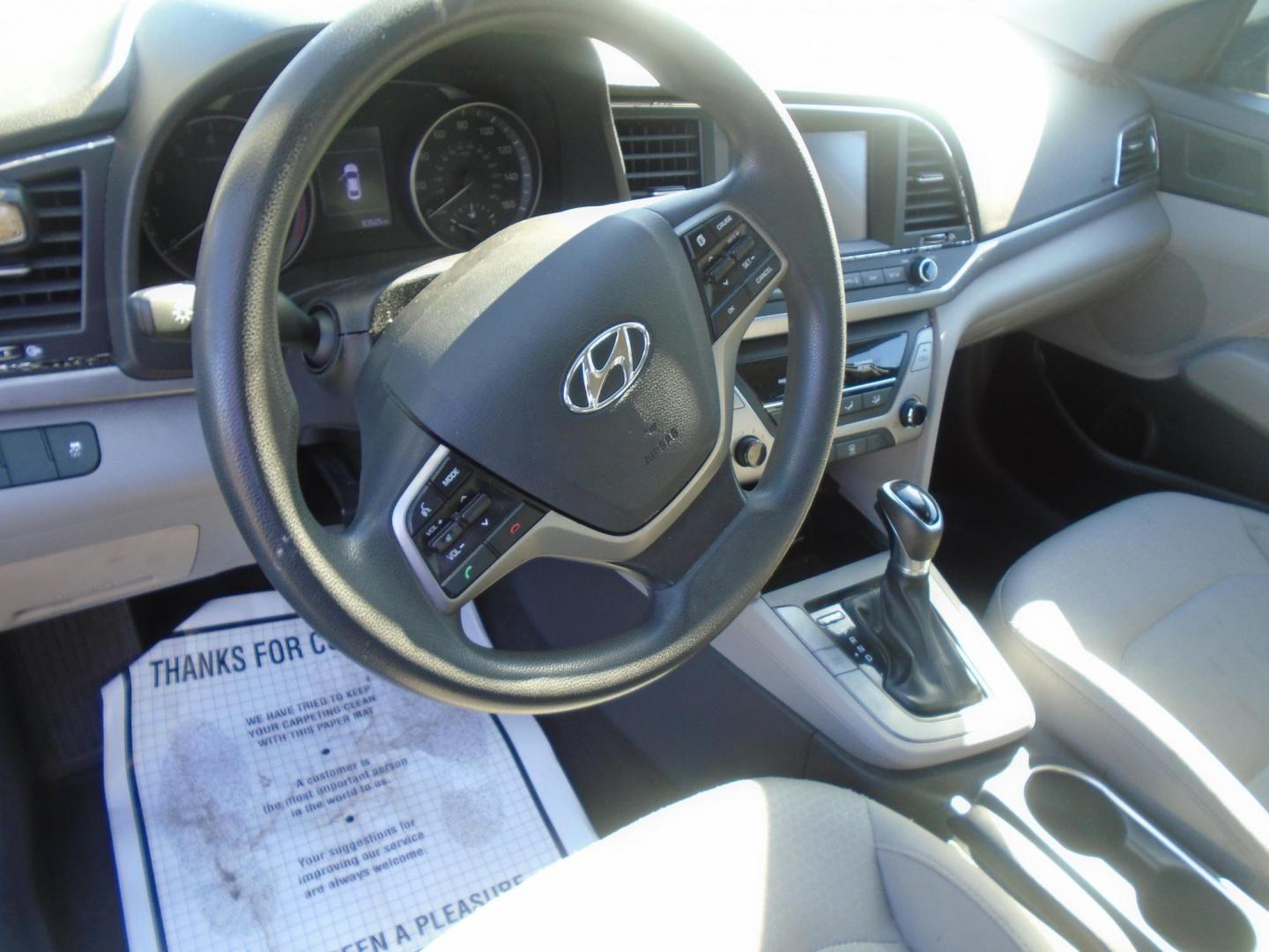 2018 Hyundai Elantra Limited (5NPD84LF6JH) with an 1.8L L4 DOHC 16V engine, 6A transmission, located at 6112 N Florida Avenue, Tampa, FL, 33604, (888) 521-5131, 27.954929, -82.459534 - Photo#9