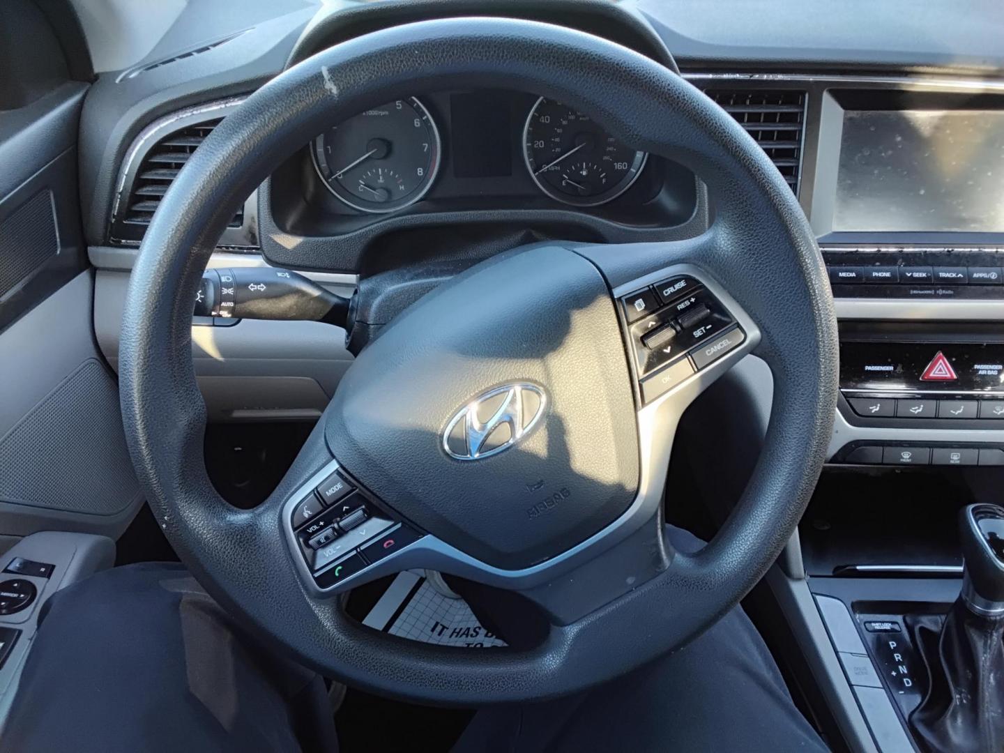 2018 BLACK /Beige Hyundai Elantra Limited (5NPD84LF6JH) with an 1.8L L4 DOHC 16V engine, 6A transmission, located at 6112 N Florida Avenue, Tampa, FL, 33604, (888) 521-5131, 27.954929, -82.459534 - 499$ DOWN PLUS TAX & TAG. - Photo#2