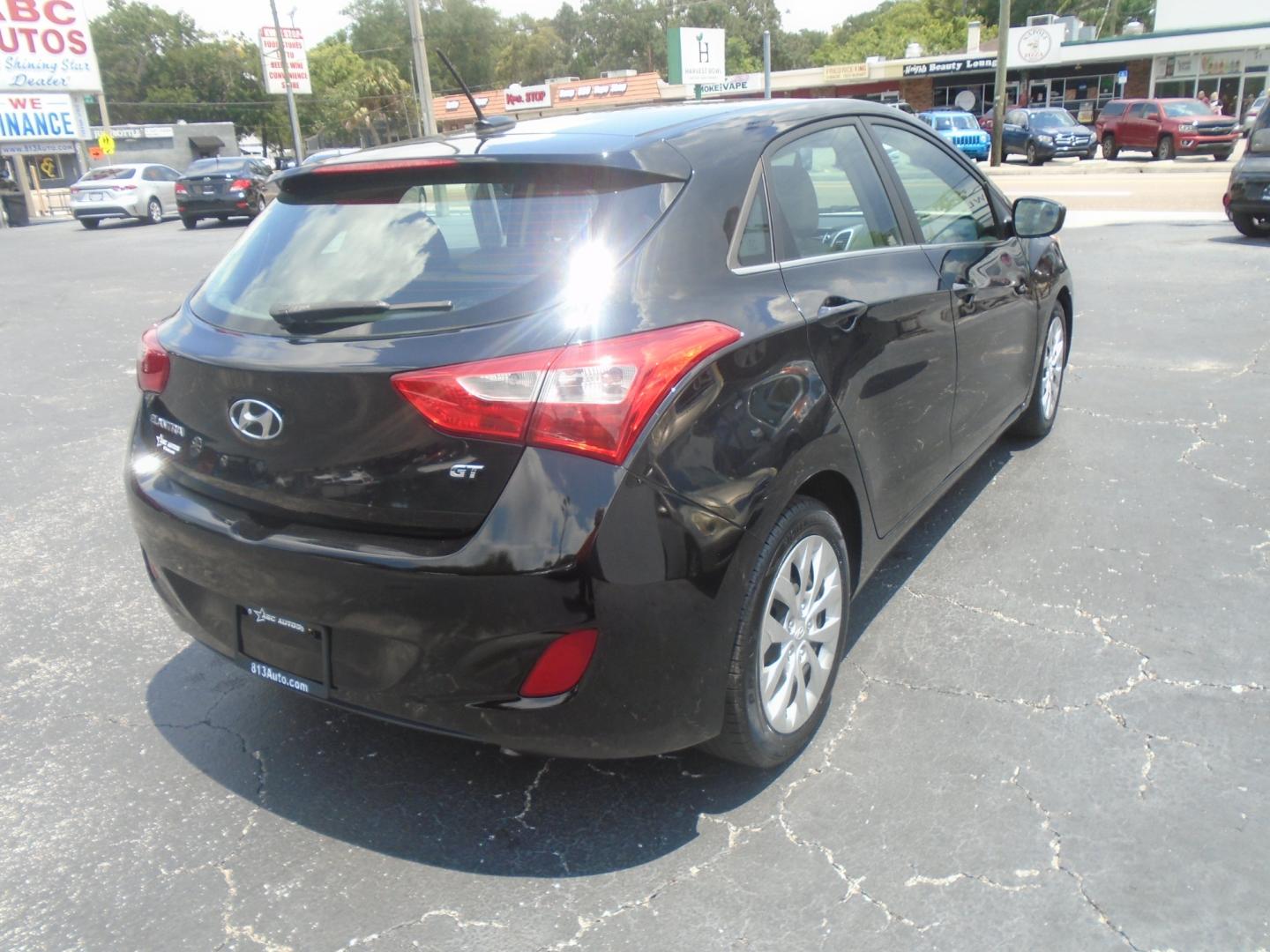 2016 Hyundai Elantra GT A/T (KMHD35LH8GU) with an 2.0L L4 16V DOHC engine, 6A transmission, located at 6112 N Florida Avenue, Tampa, FL, 33604, (888) 521-5131, 27.954929, -82.459534 - Photo#5