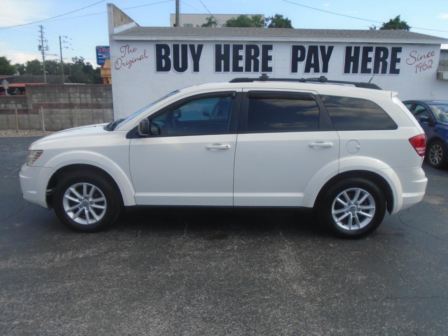 2010 Dodge Journey SE (3D4PG4FB5AT) with an 2.4L L4 DOHC 16V engine, 4-Speed Automatic transmission, located at 6112 N Florida Avenue, Tampa, FL, 33604, (888) 521-5131, 27.954929, -82.459534 - Photo#0