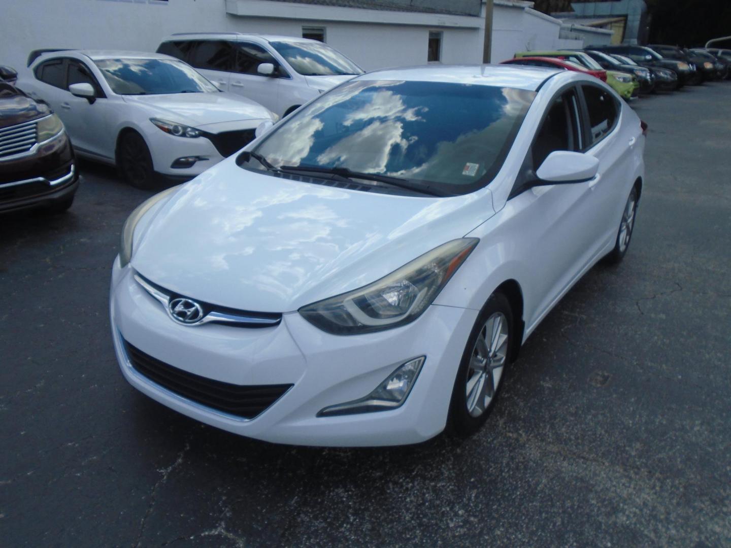 2015 White /Grey Hyundai Elantra Limited (5NPDH4AE9FH) with an 1.8L L4 DOHC 16V engine, 6-Speed Automatic transmission, located at 6112 N Florida Avenue, Tampa, FL, 33604, (888) 521-5131, 27.954929, -82.459534 - 499$ DOWN PLUS TAX & TAG. - Photo#2