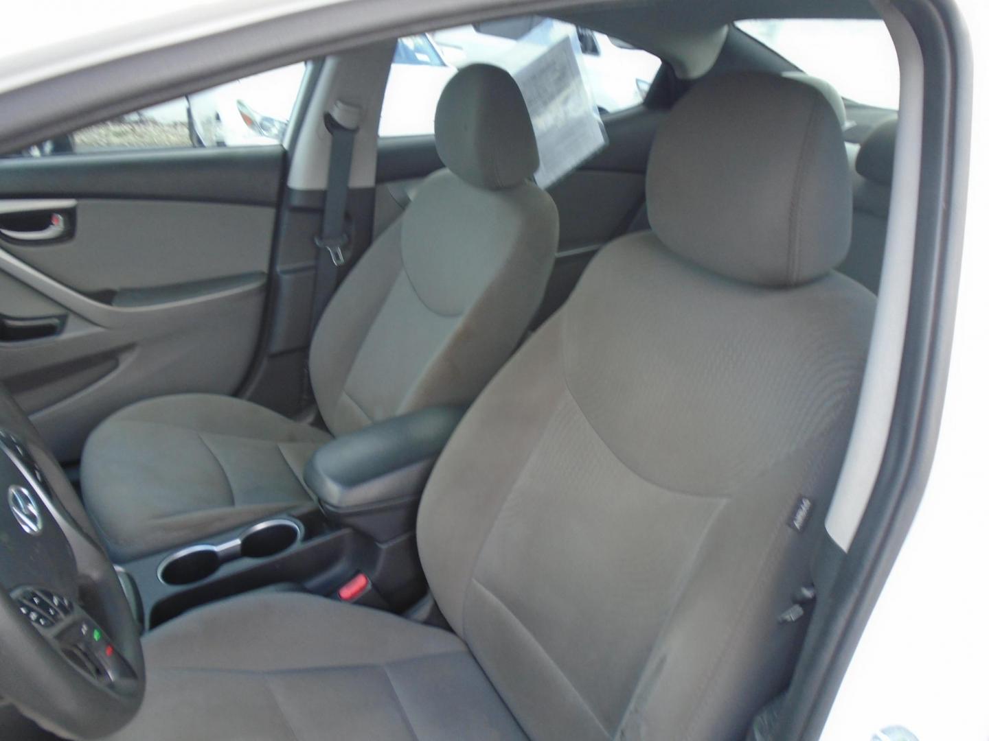2015 White /Grey Hyundai Elantra Limited (5NPDH4AE9FH) with an 1.8L L4 DOHC 16V engine, 6-Speed Automatic transmission, located at 6112 N Florida Avenue, Tampa, FL, 33604, (888) 521-5131, 27.954929, -82.459534 - 499$ DOWN PLUS TAX & TAG. - Photo#18