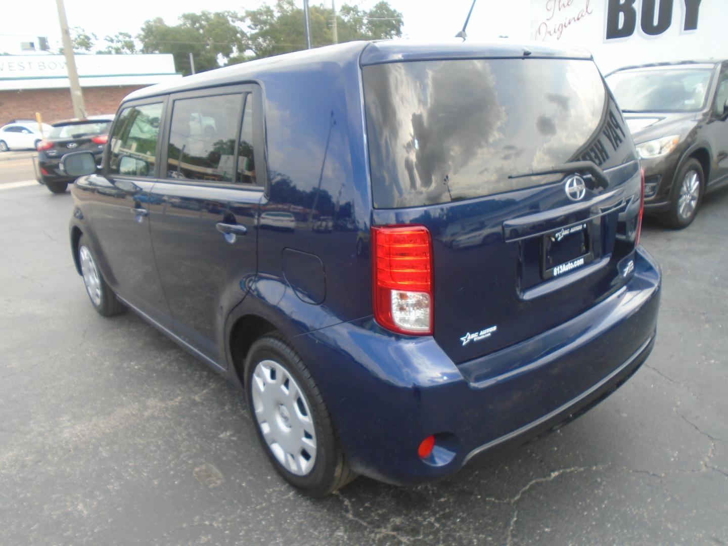 2015 Scion xB 5-Door Wagon 5-Spd MT (JTLZE4FE0FJ) with an 2.4L L4 DOHC 16V engine, 5-Speed Manual transmission, located at 6112 N Florida Avenue, Tampa, FL, 33604, (888) 521-5131, 27.954929, -82.459534 - Photo#4