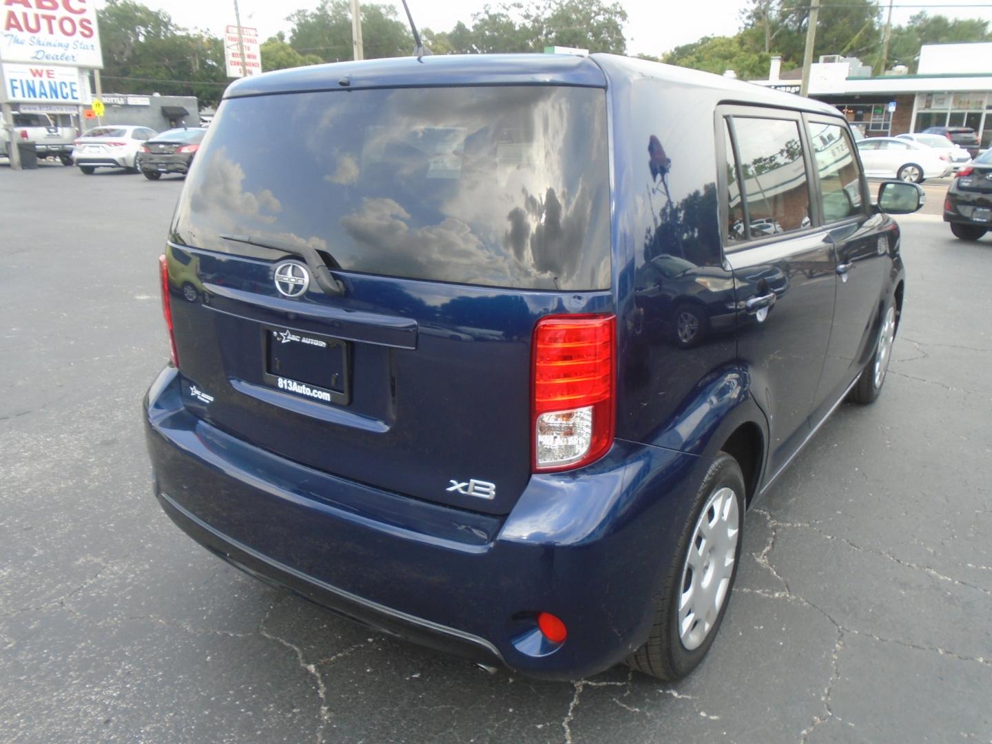 2015 Scion xB 5-Door Wagon 5-Spd MT (JTLZE4FE0FJ) with an 2.4L L4 DOHC 16V engine, 5-Speed Manual transmission, located at 6112 N Florida Avenue, Tampa, FL, 33604, (888) 521-5131, 27.954929, -82.459534 - Photo#5