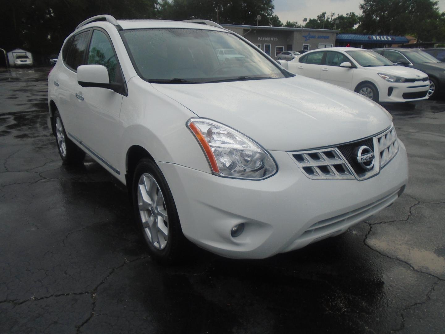 2013 Nissan Rogue S 2WD (JN8AS5MT6DW) with an 2.5L L4 DOHC 16V engine, Continuously Variable Transmission transmission, located at 6112 N Florida Avenue, Tampa, FL, 33604, (888) 521-5131, 27.954929, -82.459534 - Photo#2