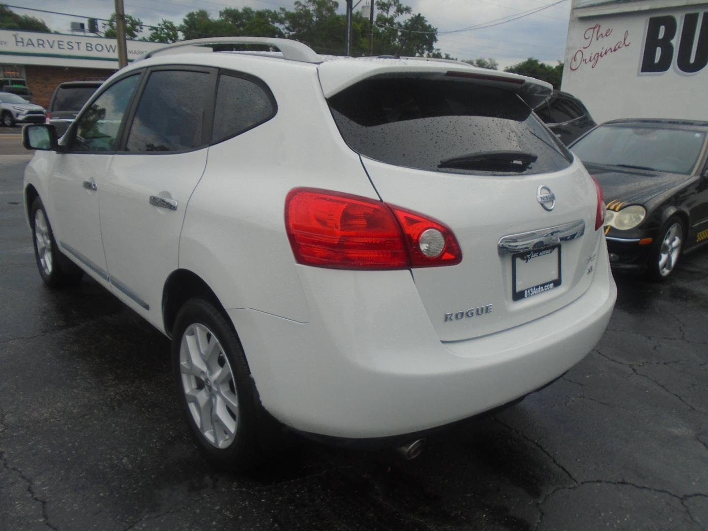 2013 Nissan Rogue S 2WD (JN8AS5MT6DW) with an 2.5L L4 DOHC 16V engine, Continuously Variable Transmission transmission, located at 6112 N Florida Avenue, Tampa, FL, 33604, (888) 521-5131, 27.954929, -82.459534 - Photo#4