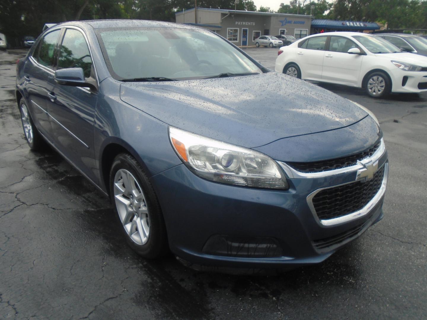 2014 Chevrolet Malibu 1LT (1G11C5SL3EF) with an 2.5L L4 DOHC 16V engine, 6-Speed Automatic transmission, located at 6112 N Florida Avenue, Tampa, FL, 33604, (888) 521-5131, 27.954929, -82.459534 - Photo#2