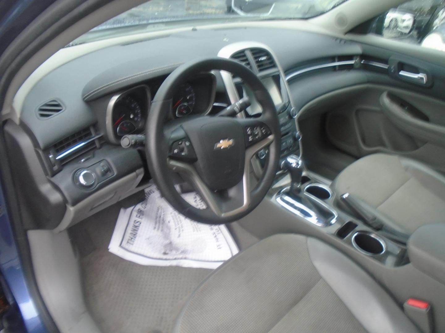 2014 Chevrolet Malibu 1LT (1G11C5SL3EF) with an 2.5L L4 DOHC 16V engine, 6-Speed Automatic transmission, located at 6112 N Florida Avenue, Tampa, FL, 33604, (888) 521-5131, 27.954929, -82.459534 - Photo#7