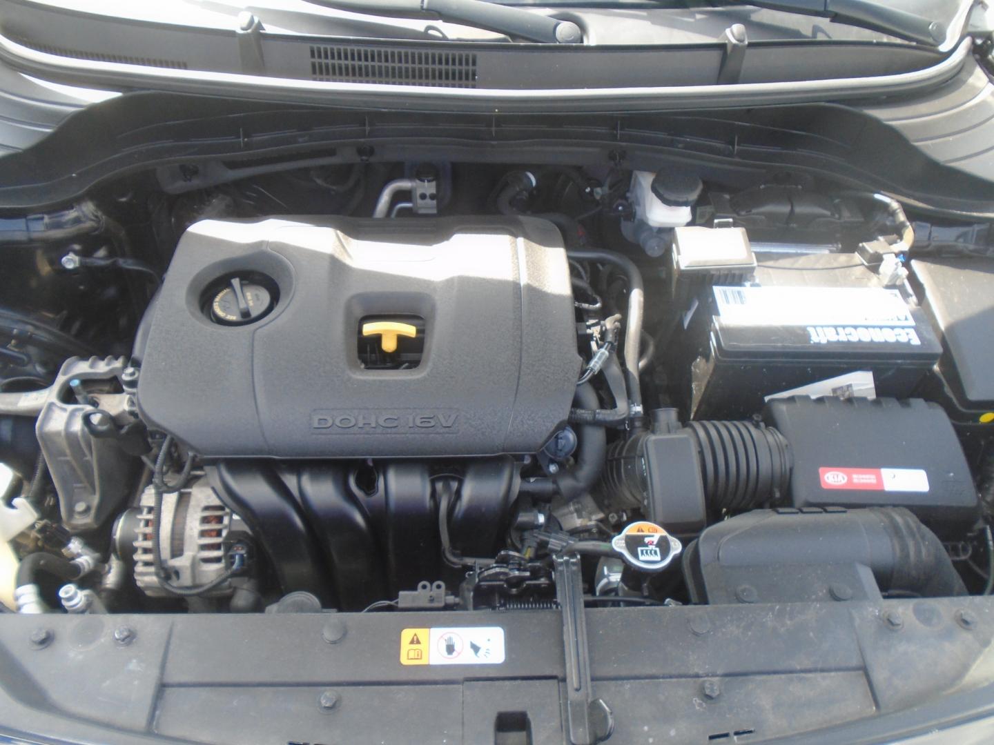 2020 Kia Soul S (KNDJ23AU5L7) with an 2.0L L4 DOHC 16V engine, CVT transmission, located at 6112 N Florida Avenue, Tampa, FL, 33604, (888) 521-5131, 27.954929, -82.459534 - Photo#11