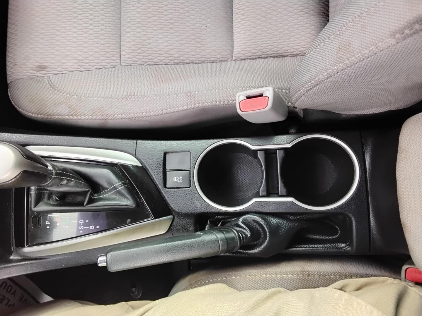 2015 Blue /Grey Toyota Corolla L 4-Speed AT (2T1BURHE8FC) with an 1.8L L4 DOHC 16V engine, 4-Speed Automatic transmission, located at 6112 N Florida Avenue, Tampa, FL, 33604, (888) 521-5131, 27.954929, -82.459534 - 499$ down plus tax & tag. - Photo#18